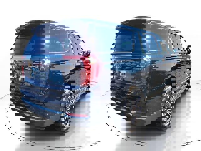 New 2026 GMC Yukon XL Elevation w/ Elevation Premium Package image 3