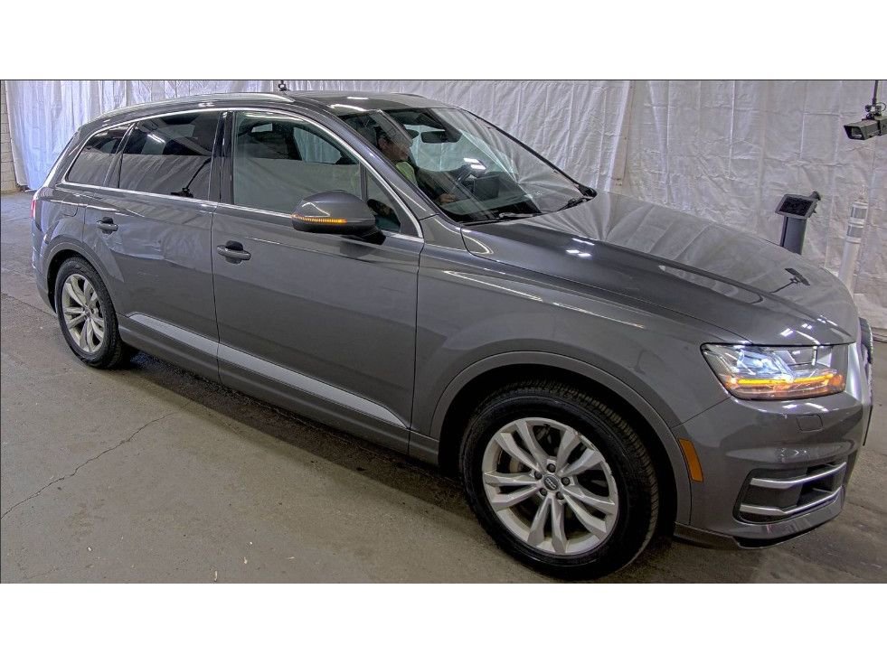 Used 2018 Audi Q7 3.0T Premium Plus w/ Premium Plus Package AWD/4WD image 3