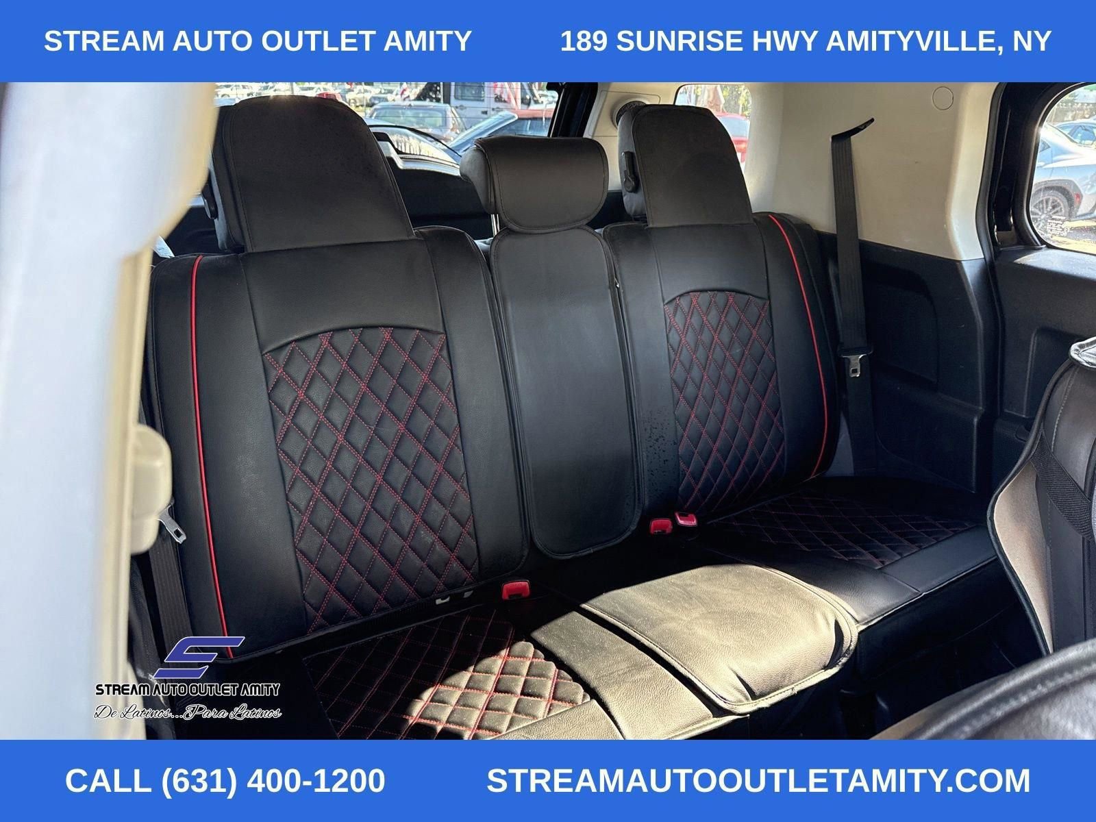 Used 2013 Toyota FJ Cruiser 4WD image 14