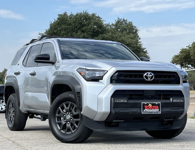 Used 2025 Toyota 4Runner SR5 RWD image 2