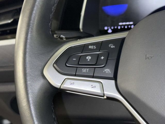 Used 2024 Volkswagen Jetta SE w/ Panoramic Sunroof Package image 31