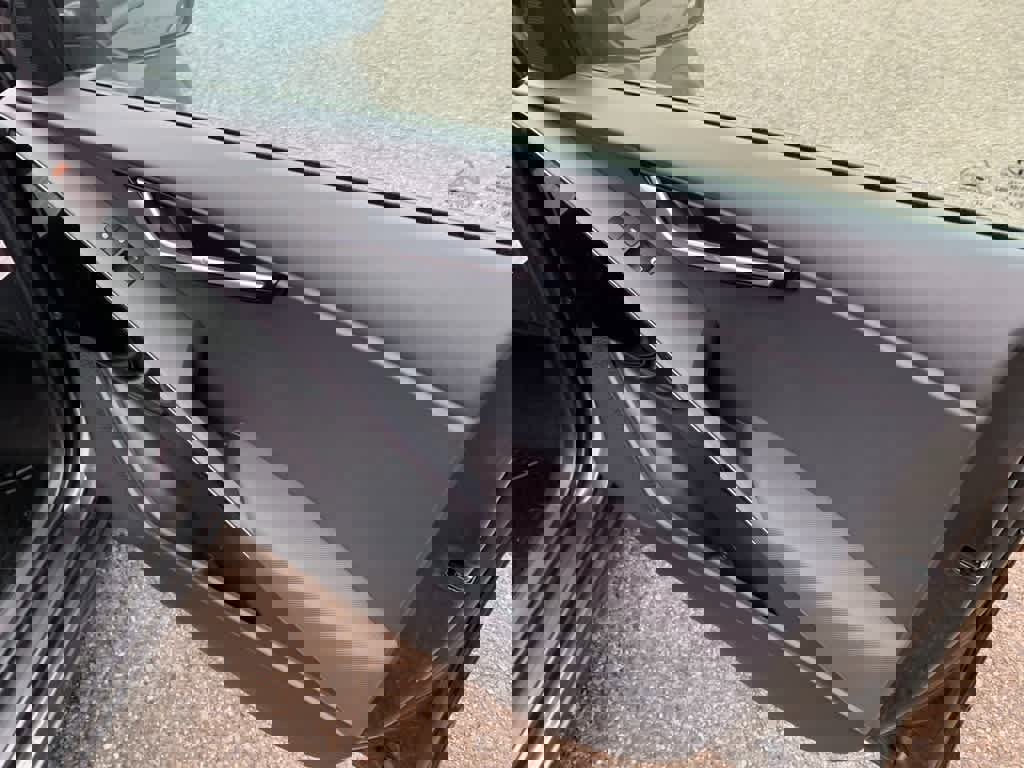 Used 2025 Kia Niro EX image 25