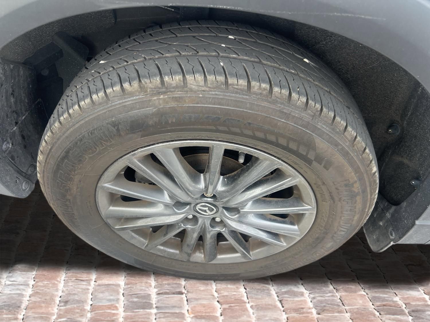 Used 2019 MAZDA CX-5 Touring FWD image 17