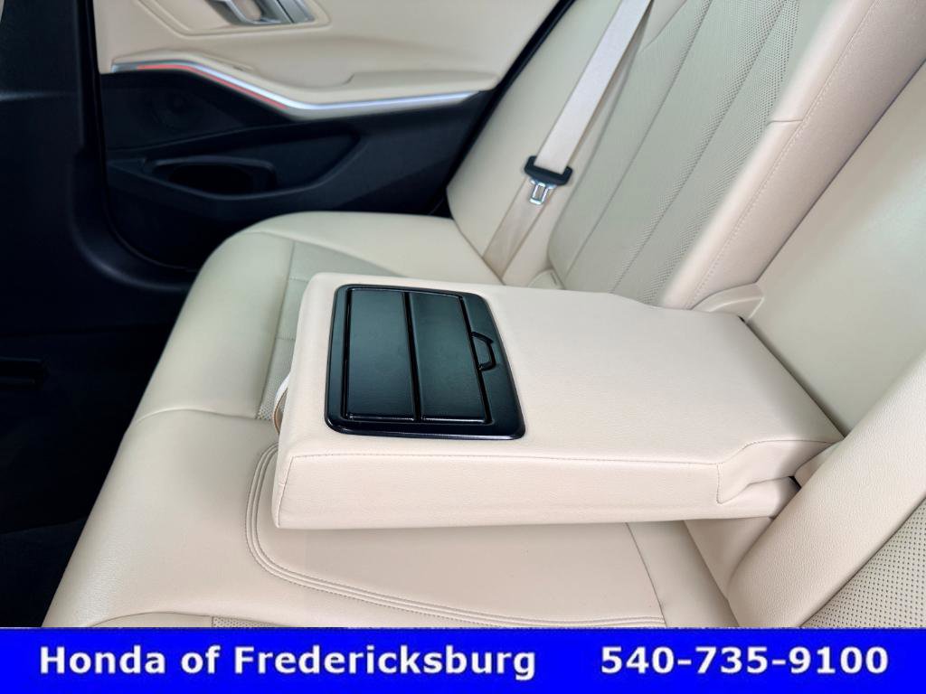 Used 2022 BMW 330i Sedan w/ Driving Assistance Package image 24