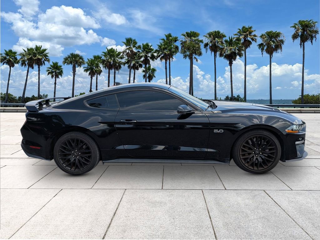 Used 2021 Ford Mustang GT Premium w/ GT Performance Package RWD image 9