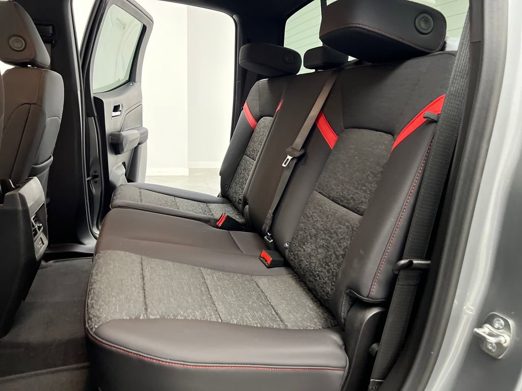 Used 2026 Chevrolet Colorado Z71 image 13