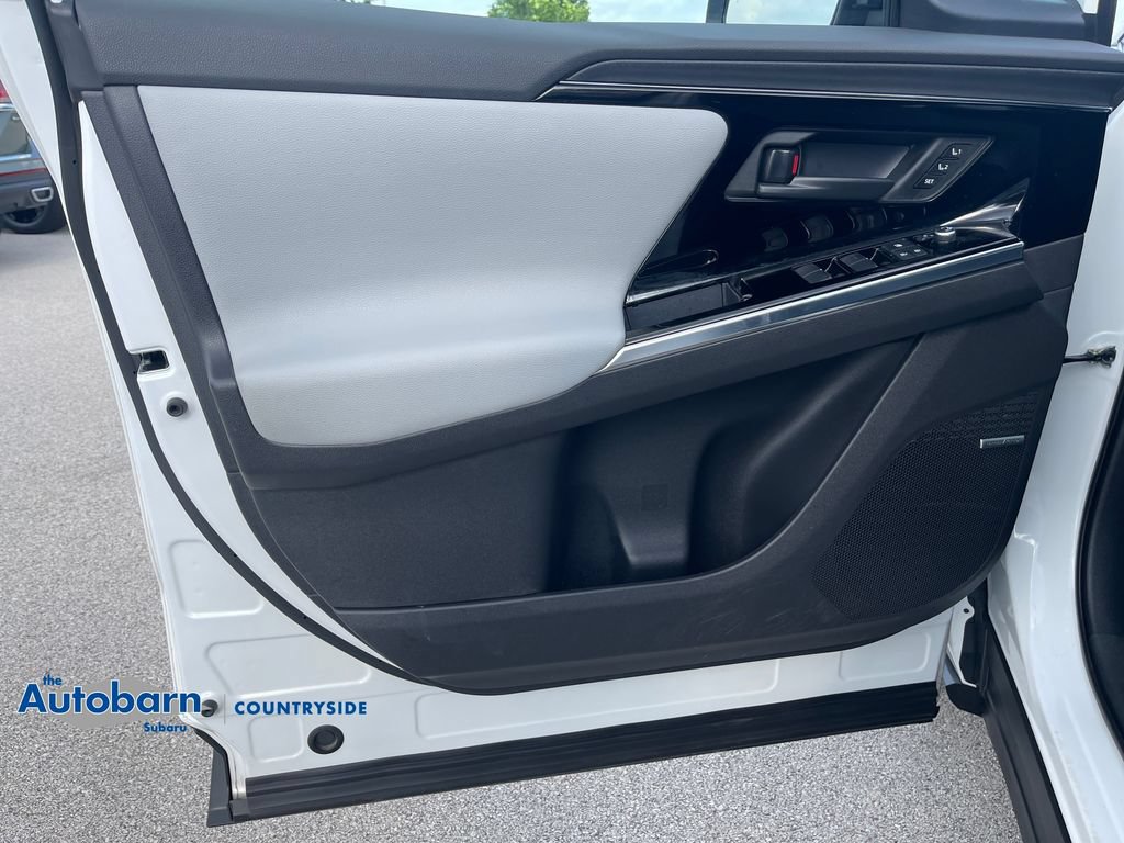 Used 2023 Subaru Solterra AWD image 10