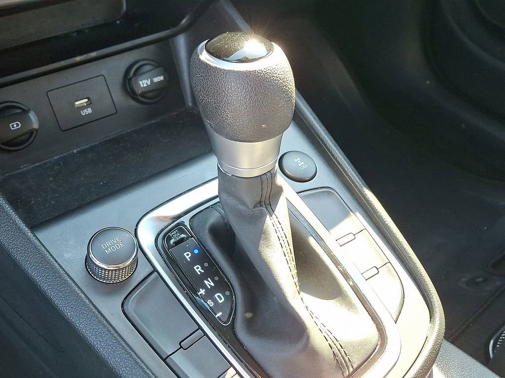 Used 2023 Hyundai Kona SE image 15