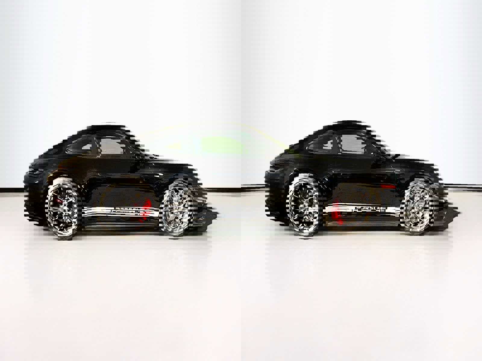 Used 2022 Porsche 911 GT3 image 8