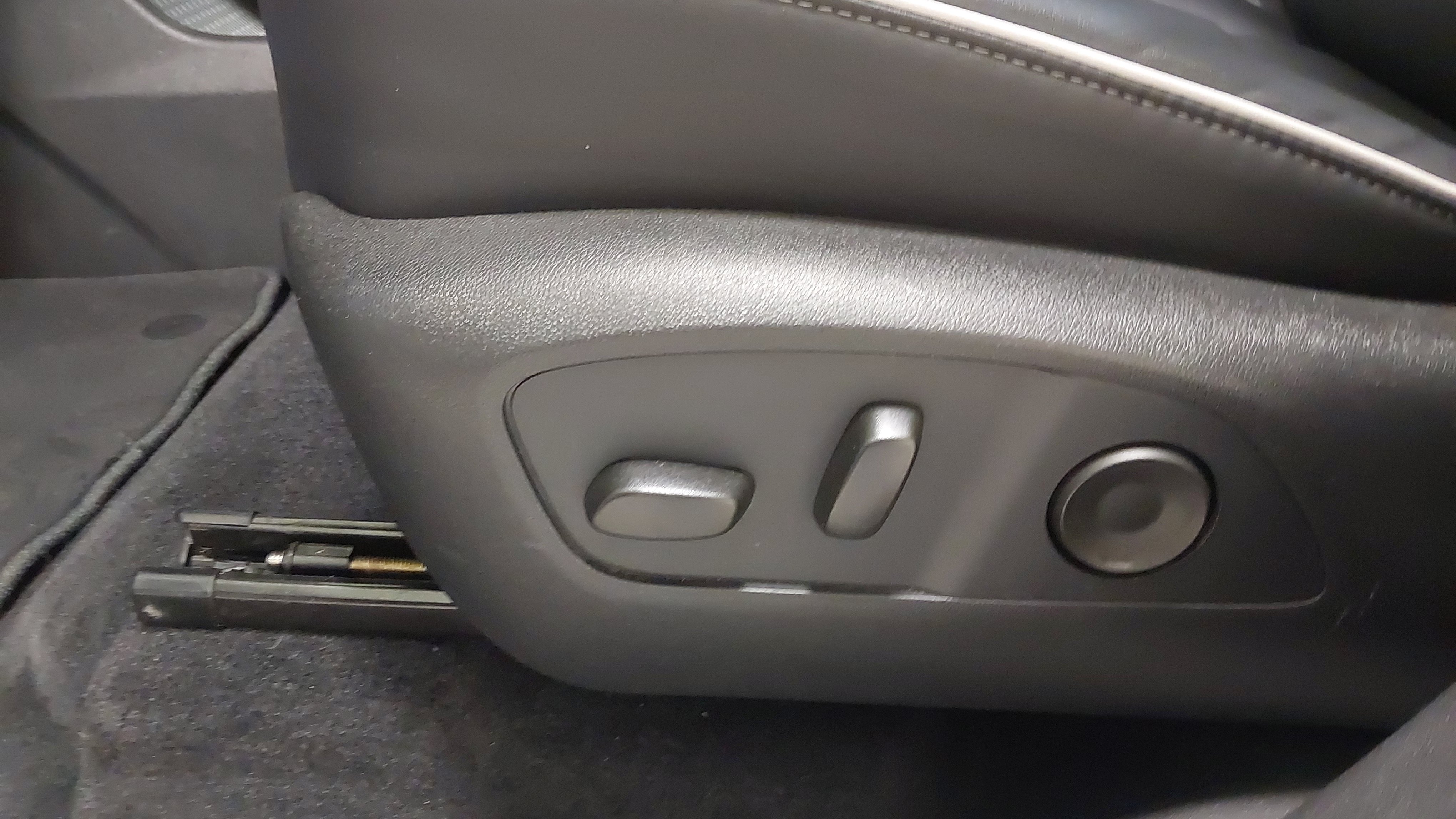 Used 2026 Buick Enclave Preferred AWD/4WD image 22