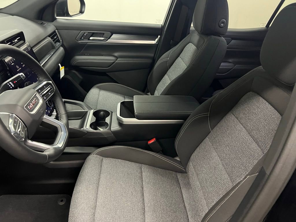 New 2025 GMC Terrain Elevation w/ Technology Package II image 24