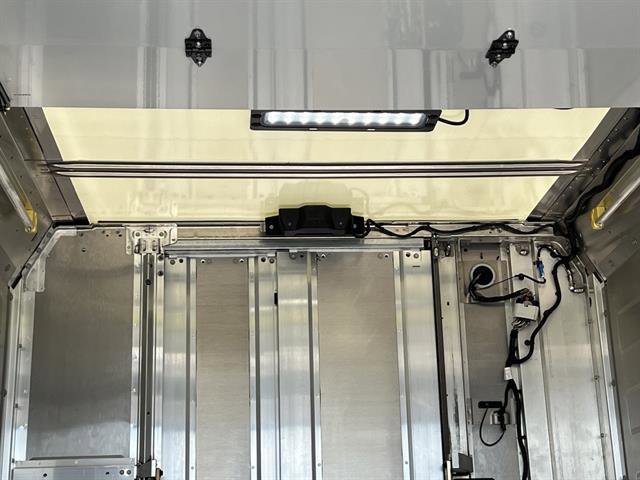 New 2025 Chevrolet Brightdrop 400 w/ Battery Pack, Max Range image 19