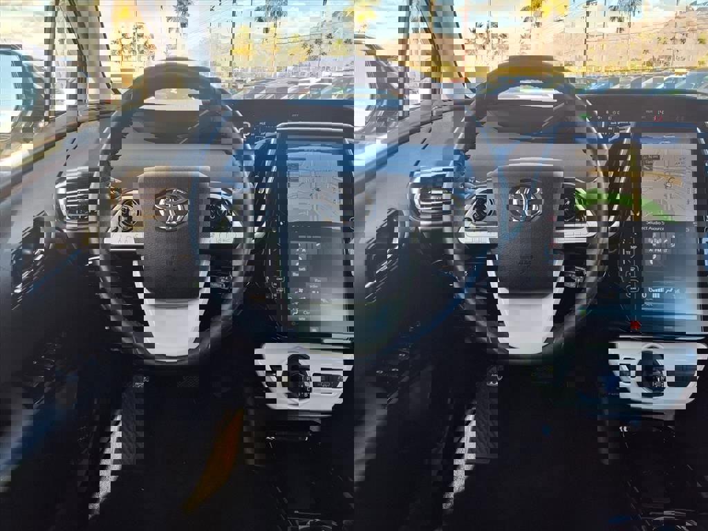 Used 2018 Toyota Prius Prime image 25