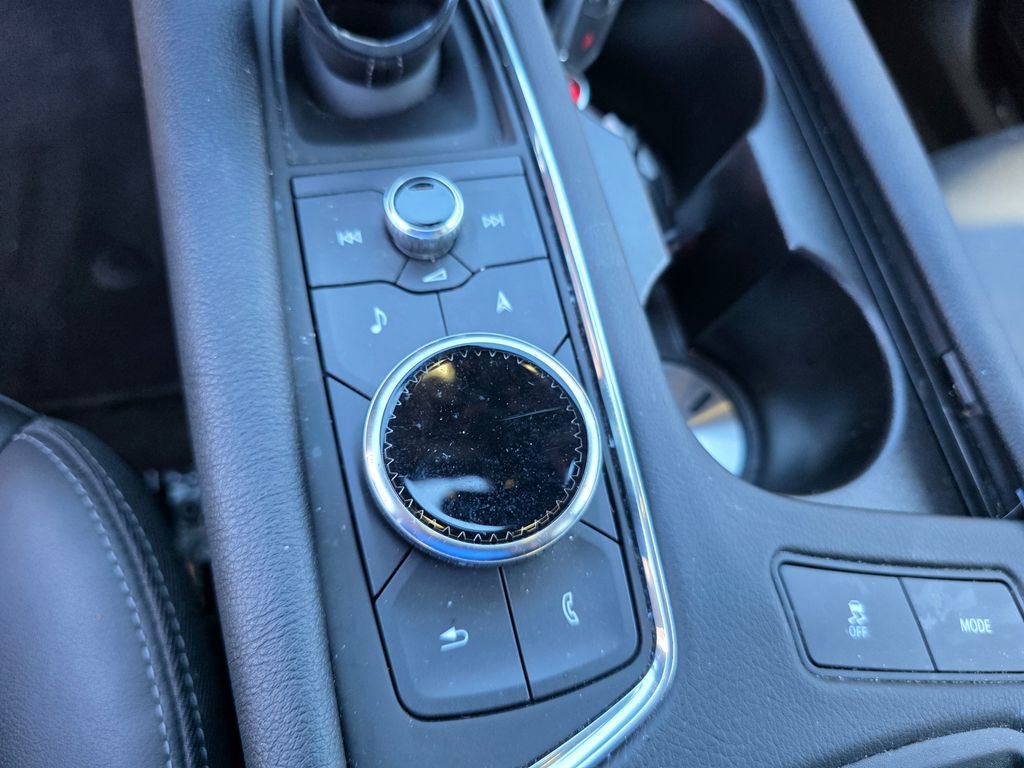 Used 2025 Cadillac XT5 Premium Luxury image 18