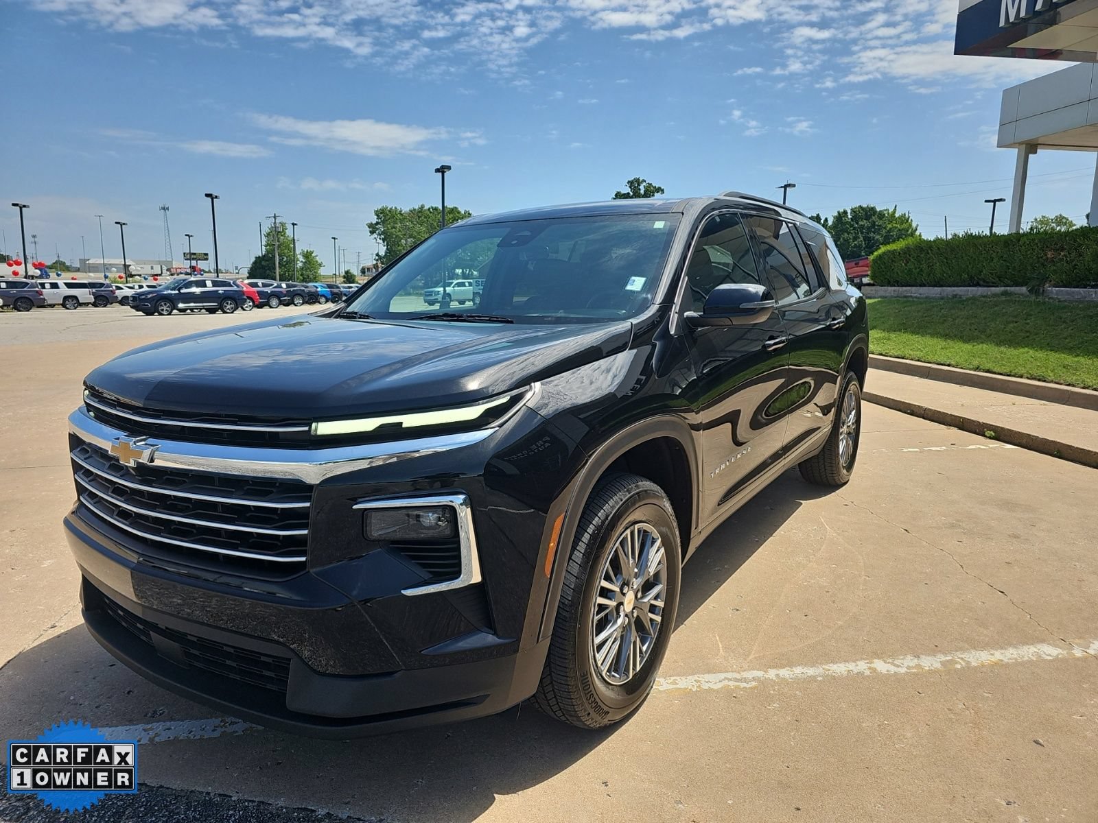 Used 2026 Chevrolet Traverse LT AWD/4WD image 8