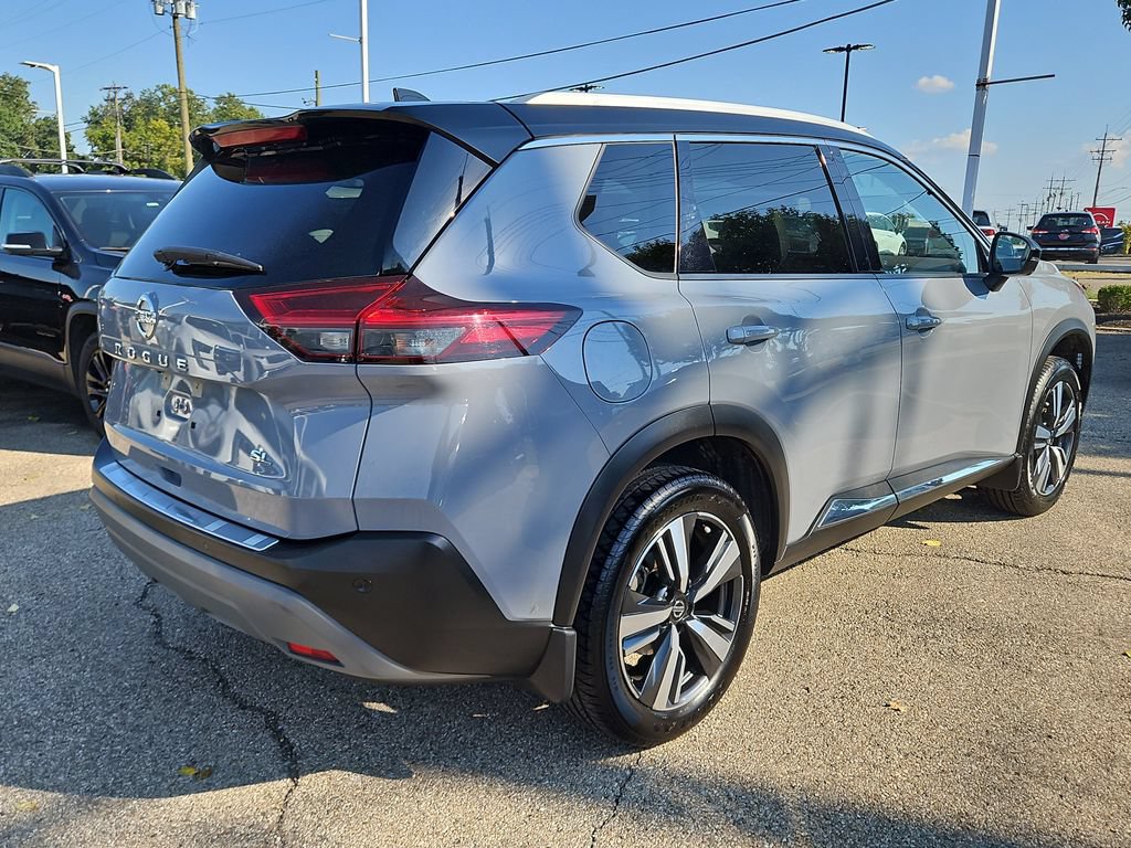 Used 2021 Nissan Rogue SL w/ Premium Package FWD image 4