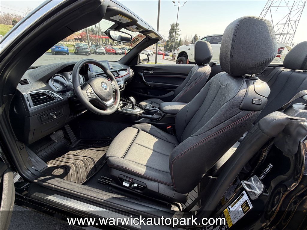 Used 2018 BMW 230i xDrive Convertible AWD/4WD image 8