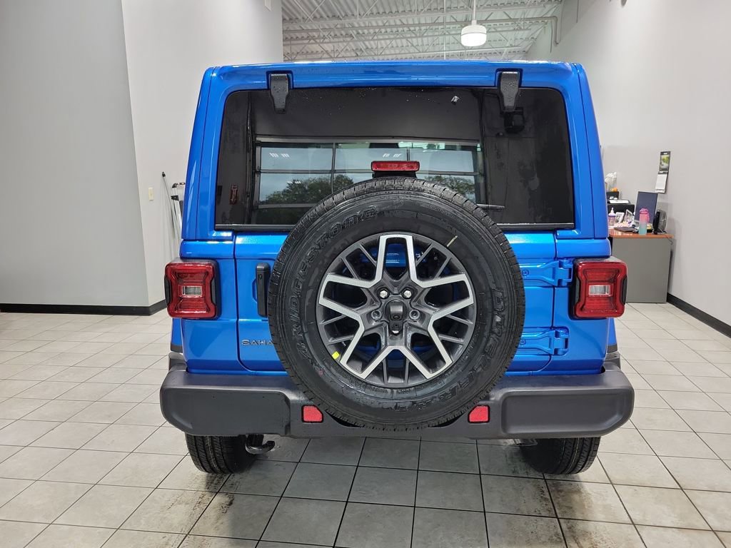 New 2026 Jeep Wrangler Sahara w/ Technology Group image 5