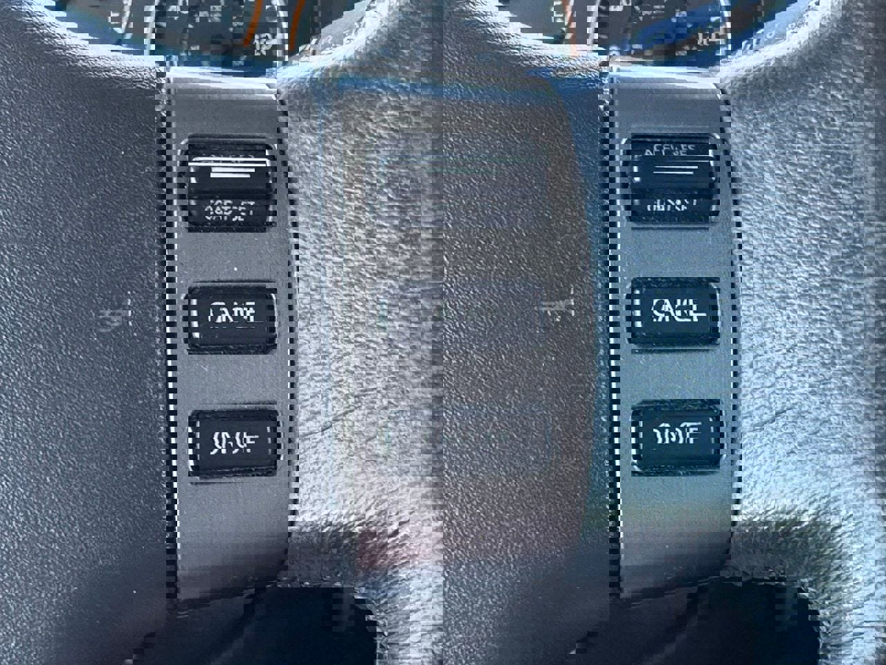 Used 2011 Nissan Armada SV image 31