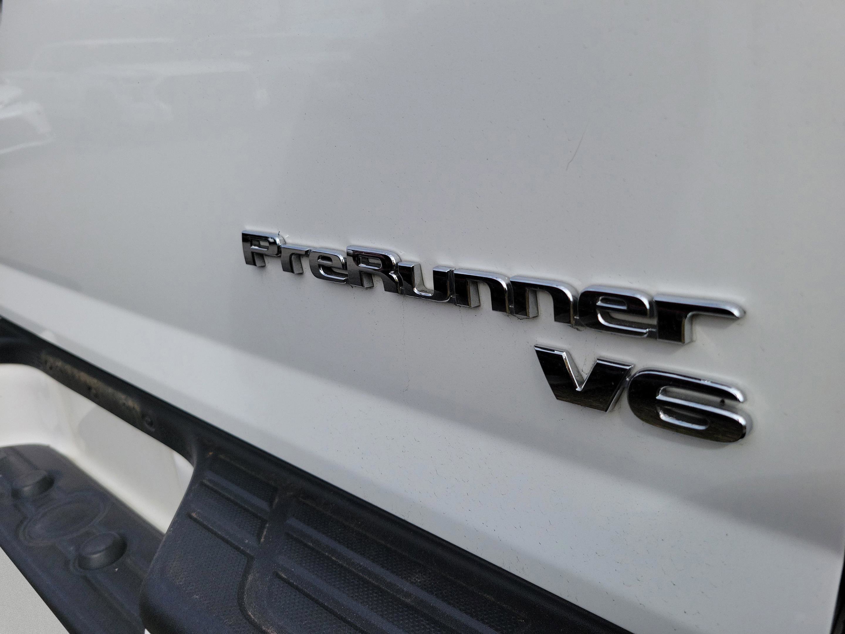 Used 2011 Toyota Tacoma PreRunner image 21