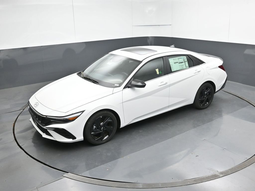 New 2026 Hyundai Elantra SEL Sport image 18