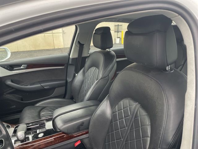 Used 2014 Audi A8 4.0T w/ Luxury Package AWD/4WD image 5