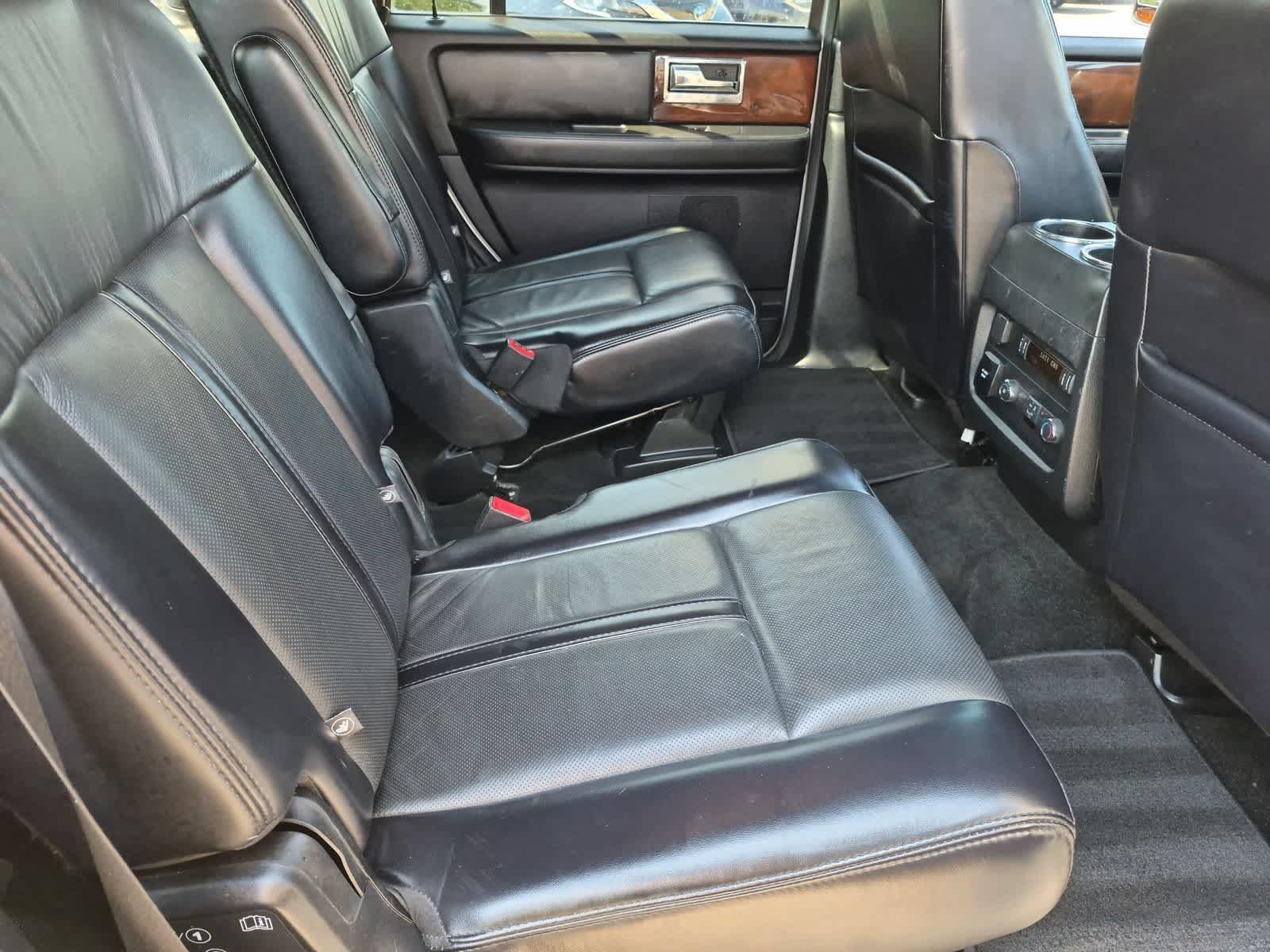 Used 2017 Lincoln Navigator Select AWD/4WD image 20