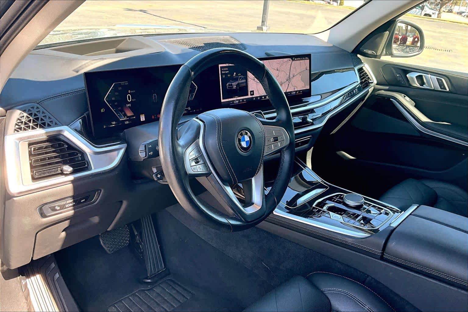 Used 2024 BMW X7 xDrive40i AWD/4WD image 18