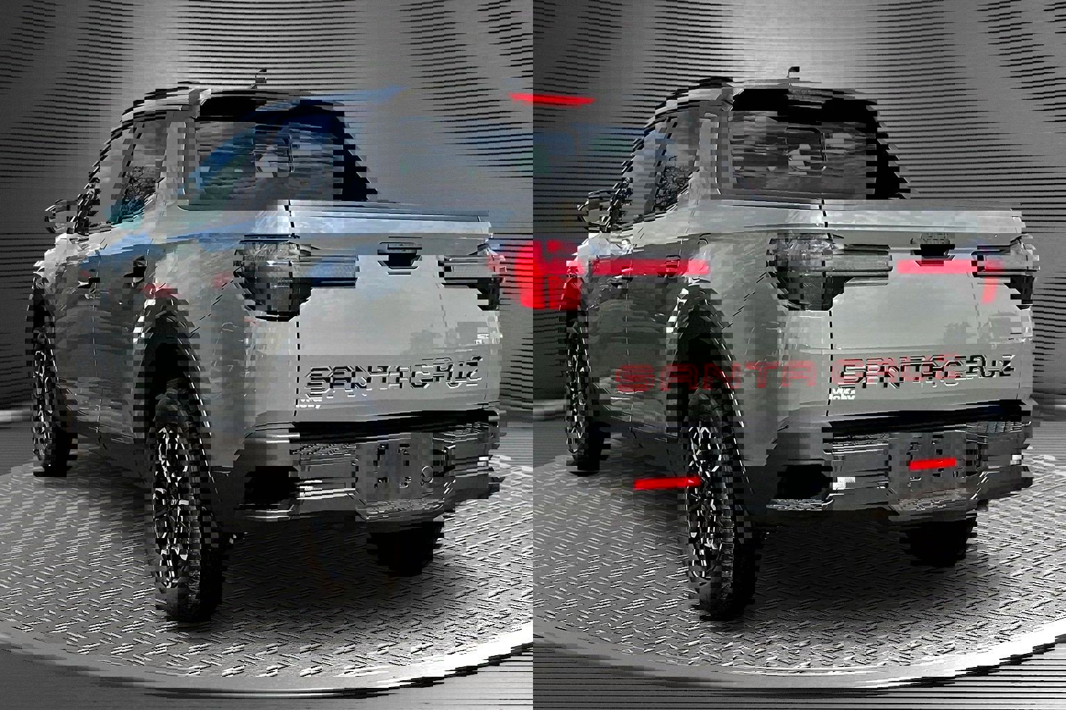 Used 2024 Hyundai Santa Cruz SEL w/ Activity Package image 4