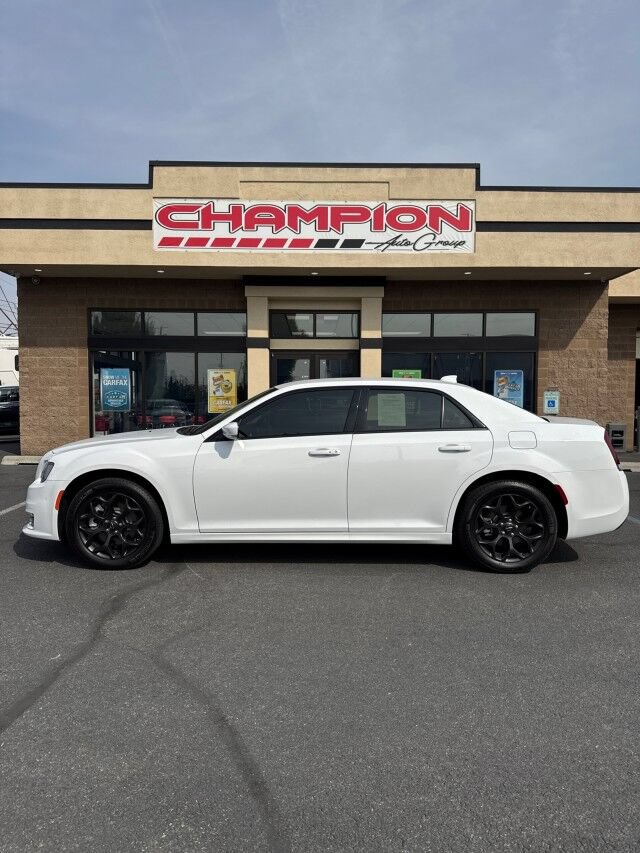 Used 2023 Chrysler 300 Touring L AWD/4WD image 18