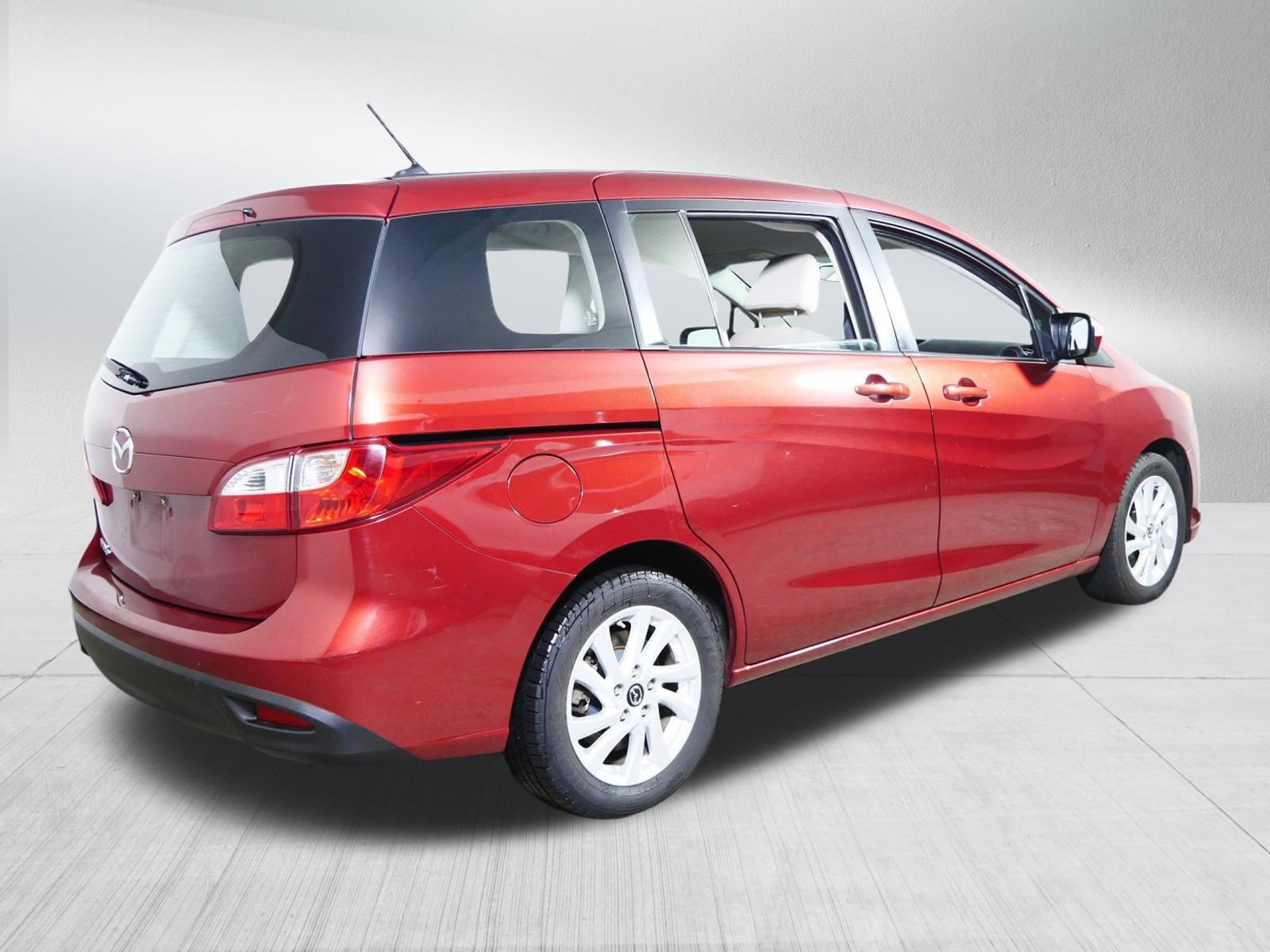 Used 2014 MAZDA MAZDA5 Sport image 7