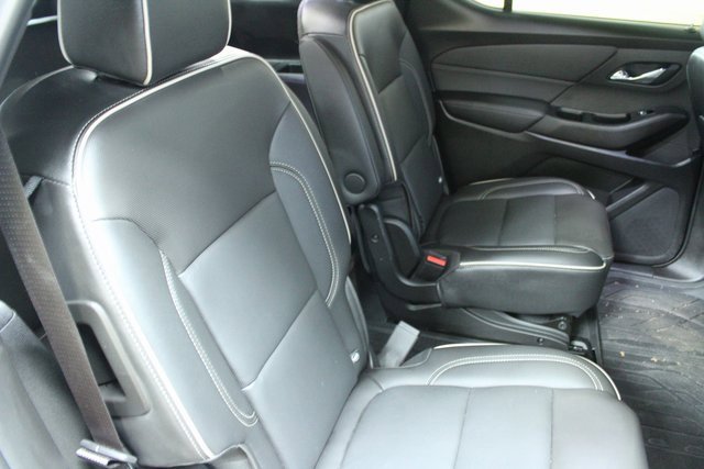 Certified 2023 Chevrolet Traverse Premier w/ LPO, Floor Liner Package image 9