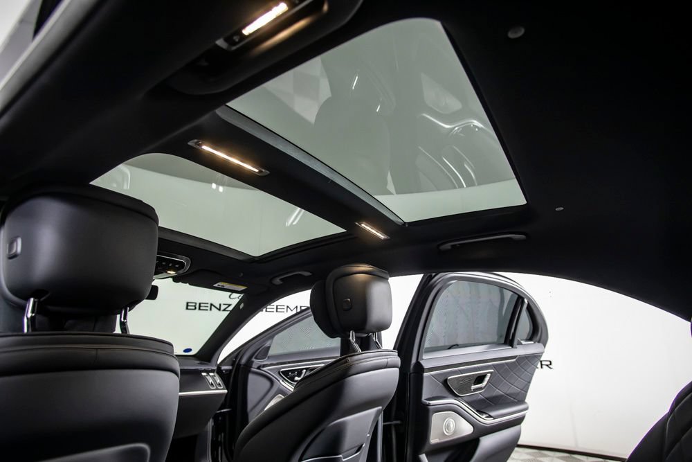 Used 2025 Mercedes-Benz S 580 4MATIC Sedan image 22