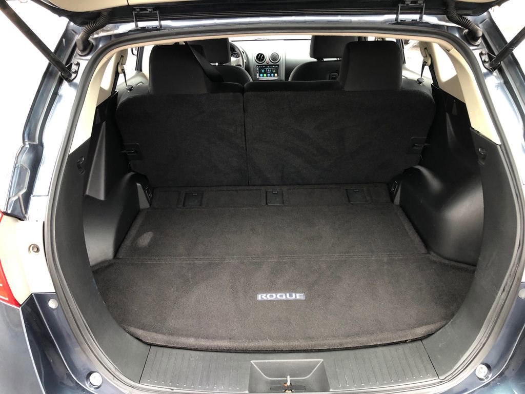 Used 2014 Nissan Rogue S image 17
