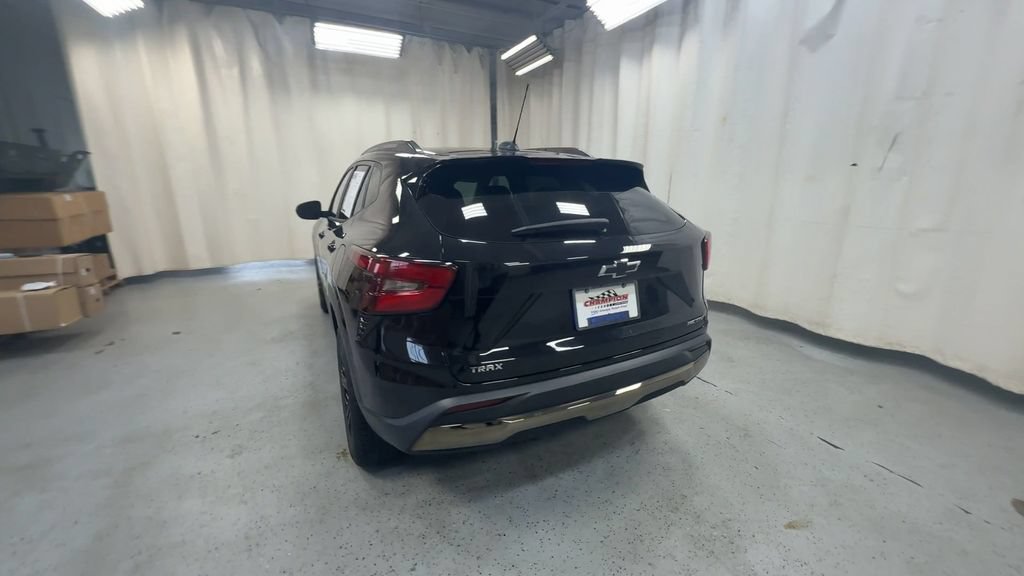 Certified 2024 Chevrolet Trax ACTIV w/ Driver Confidence Package FWD image 7
