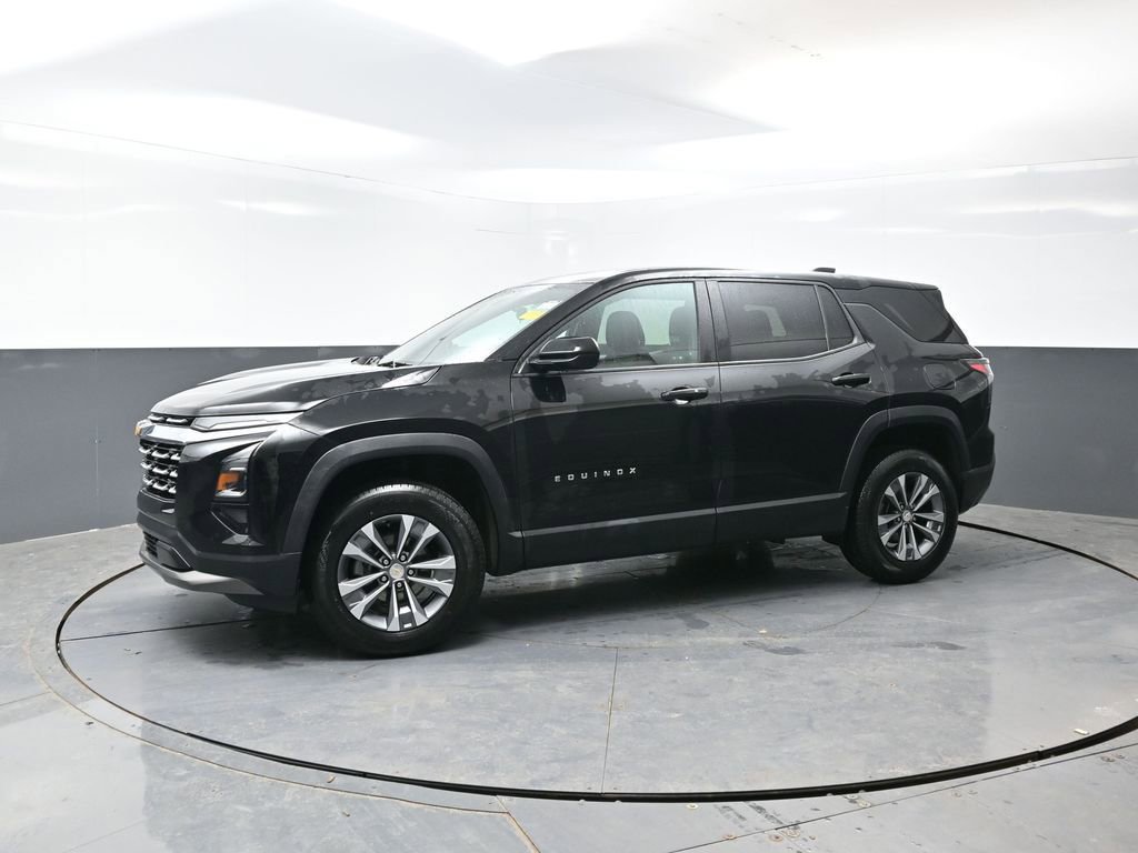 Used 2025 Chevrolet Equinox LT FWD image 10