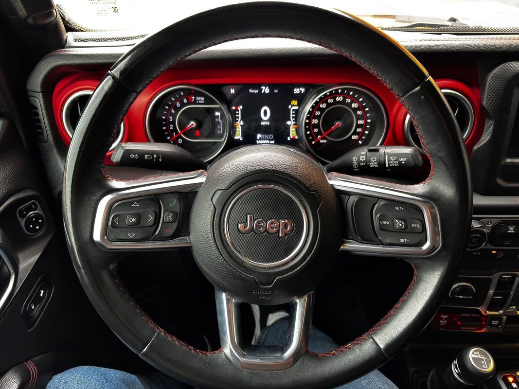 Used 2018 Jeep Wrangler Unlimited Rubicon w/ Safety Group image 35