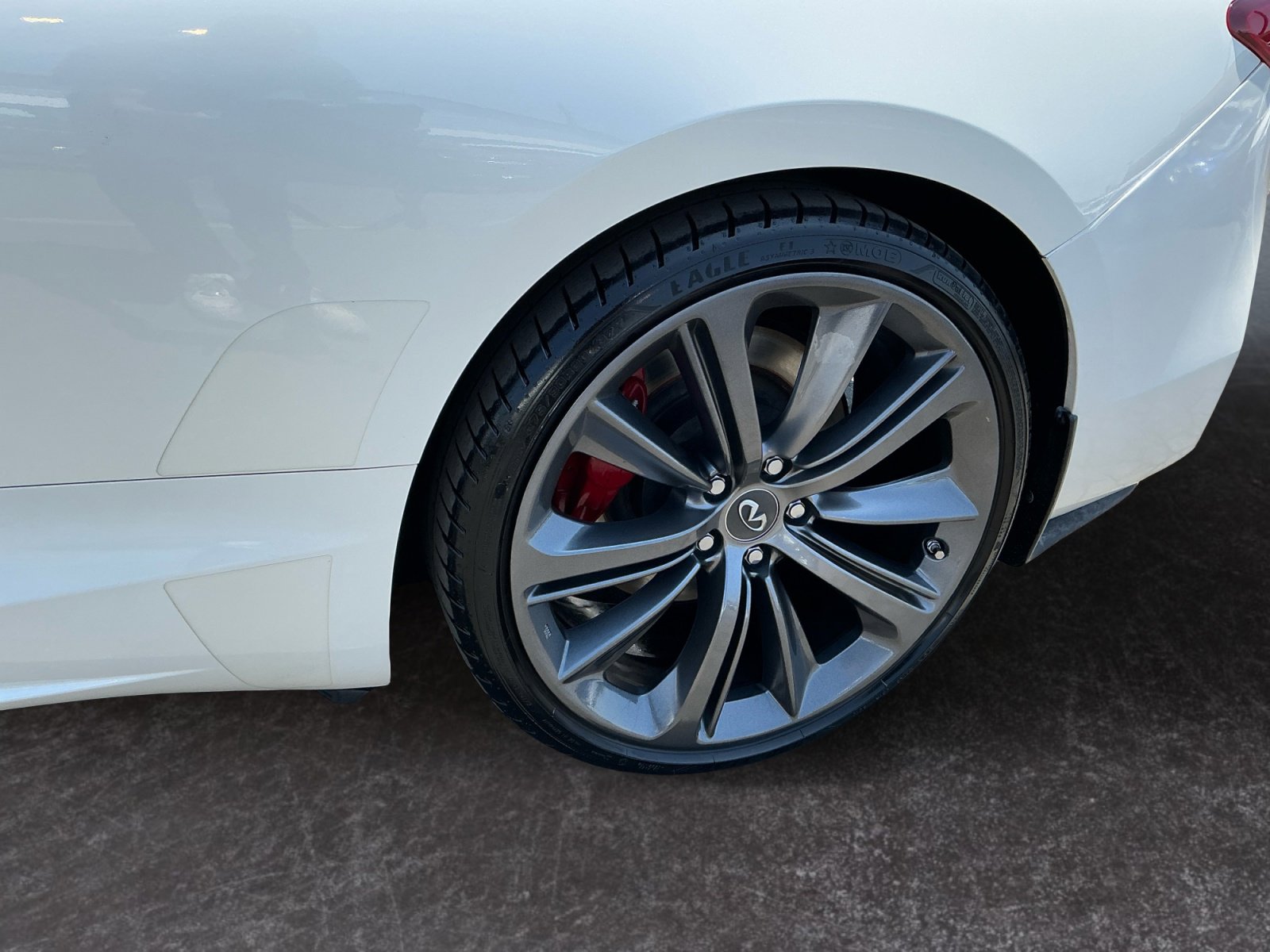Used 2018 INFINITI Q60 Red Sport 400 RWD image 10