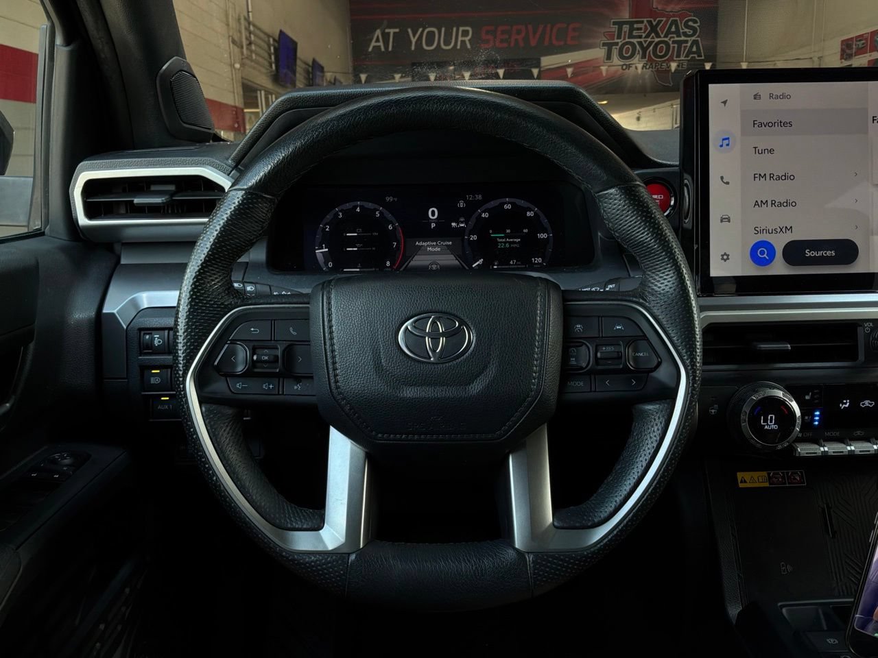 Used 2024 Toyota Tacoma TRD Off-Road w/ TRD Off Road Premium Package AWD/4WD image 43