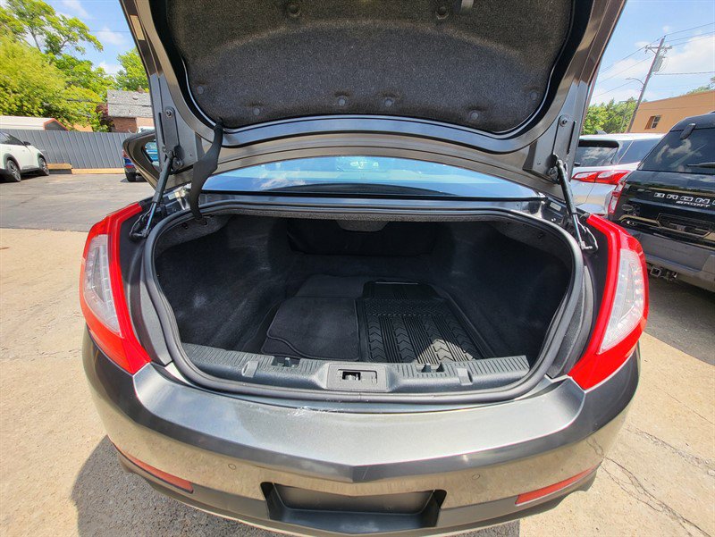 Used 2016 Lincoln MKS AWD image 11