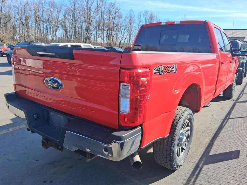 Used 2018 Ford F250 Lariat w/ Lariat Ultimate Package image 4
