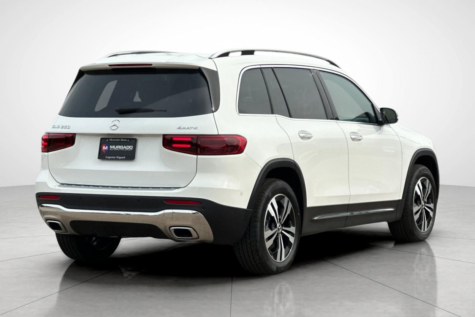 New 2026 Mercedes-Benz GLB 250 4MATIC image 11