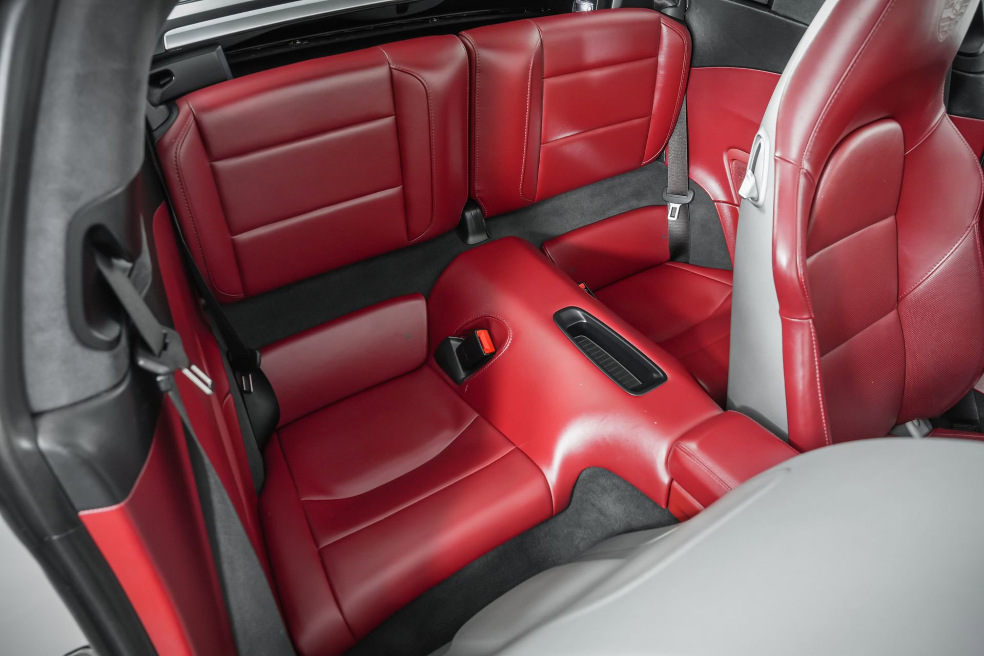 Used 2018 Porsche 911 Targa 4 GTS image 18