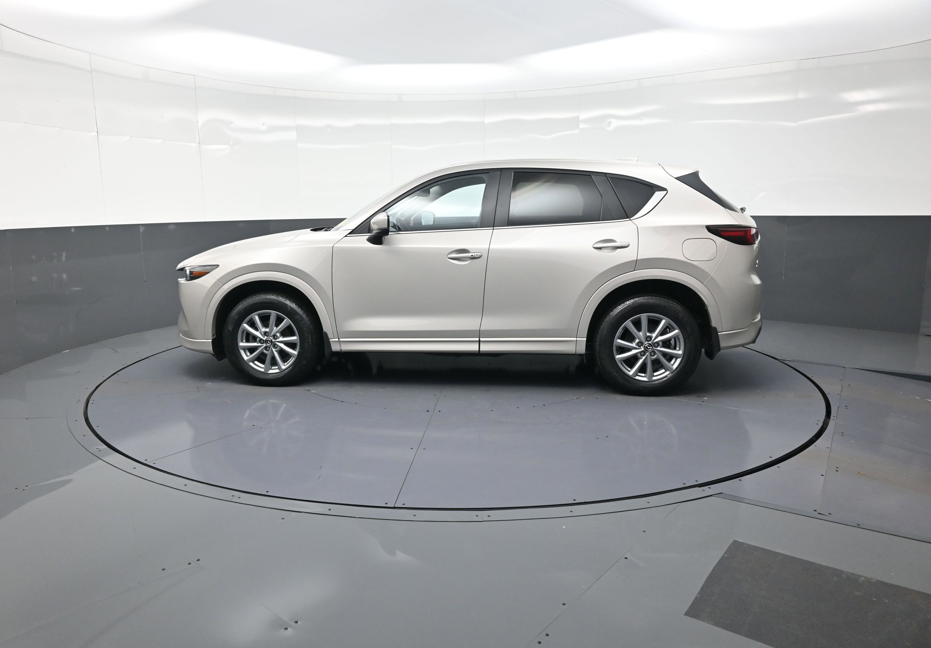 Used 2024 MAZDA CX-5 AWD 2.5 S w/ Preferred Package image 6