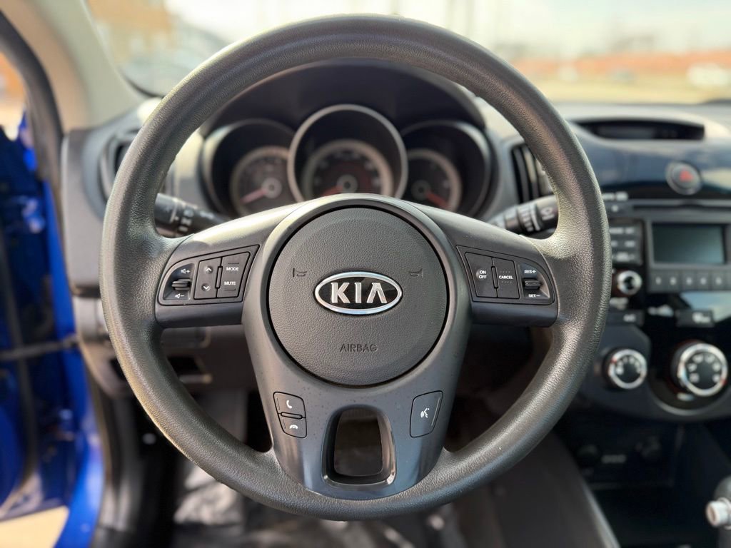Used 2012 Kia Forte Koup EX image 27