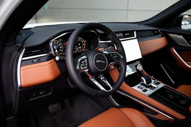 New 2026 Jaguar F-PACE R-Dynamic S AWD/4WD image 18