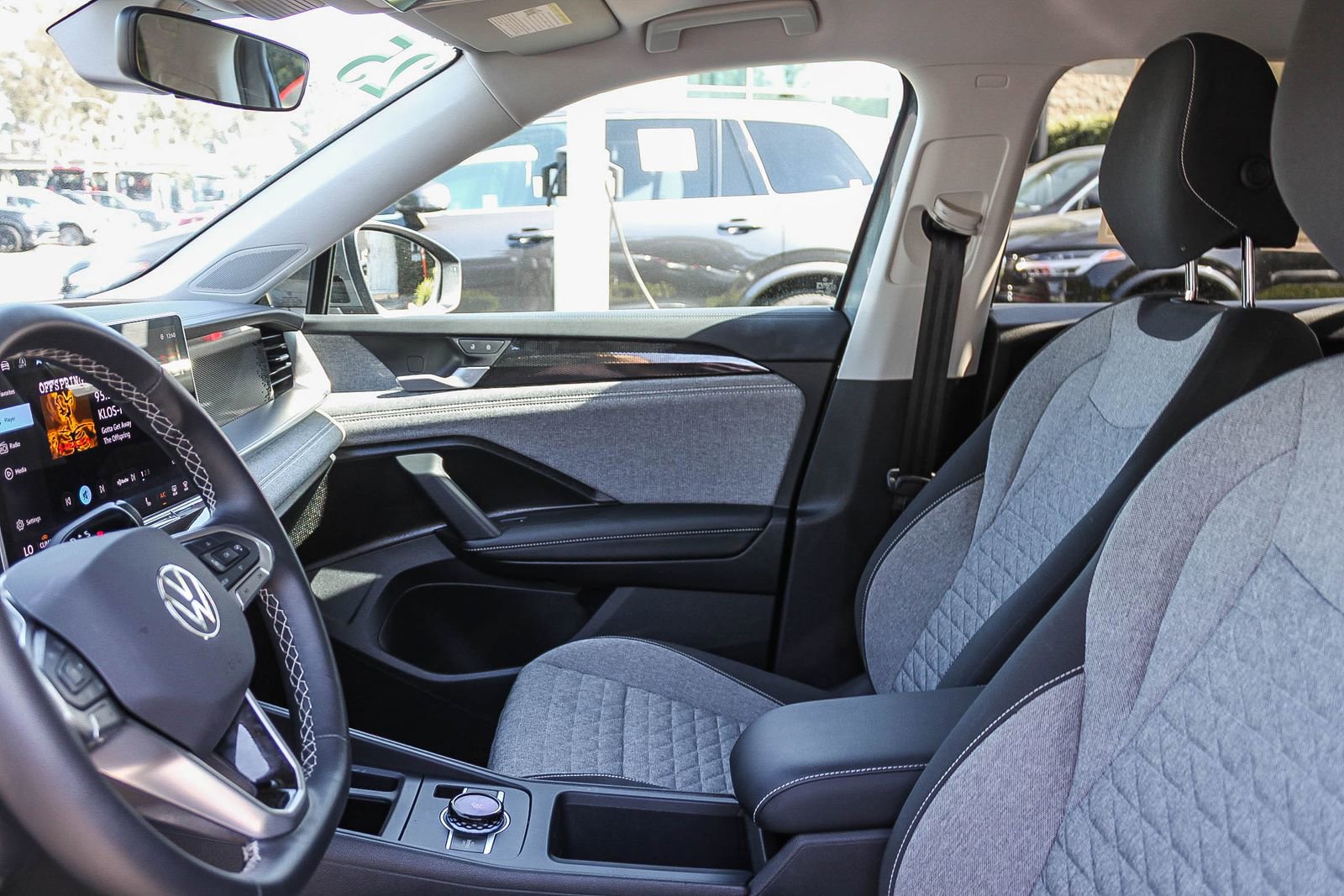 Used 2025 Volkswagen Tiguan S image 18