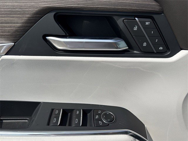 New 2026 GMC Acadia Denali image 13