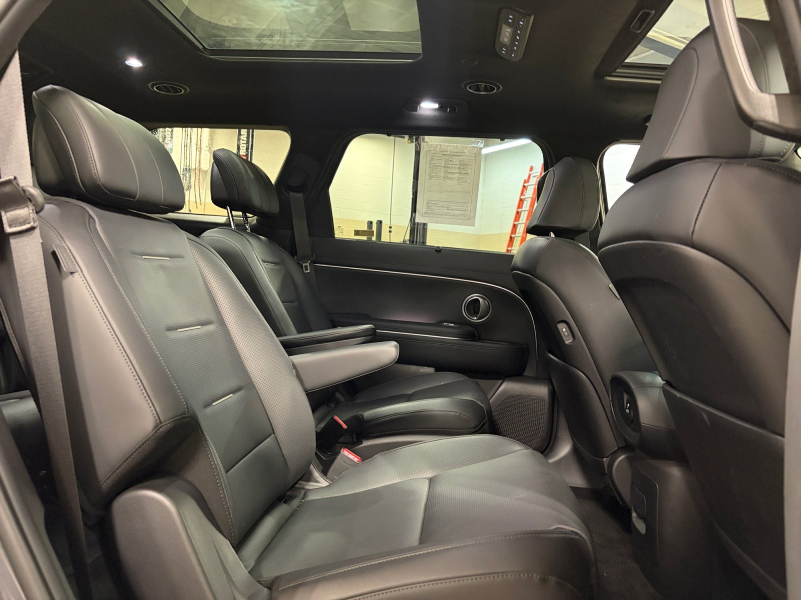Used 2026 Hyundai Palisade Calligraphy AWD/4WD image 32