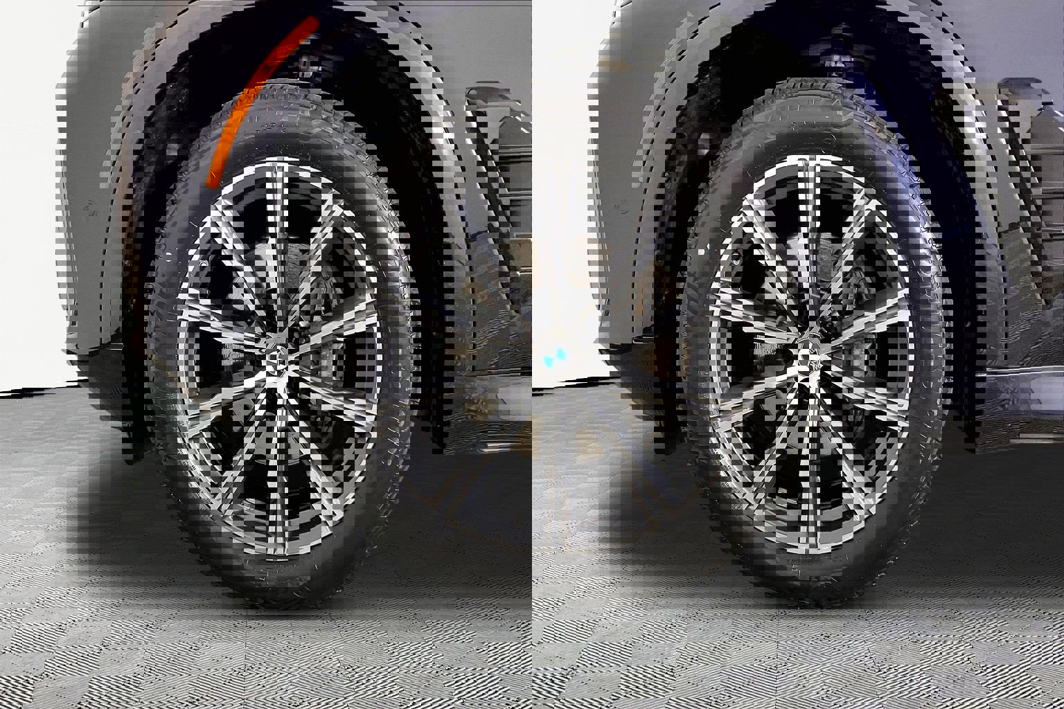 Certified 2024 BMW X5 xDrive40i w/ M Sport Package image 13